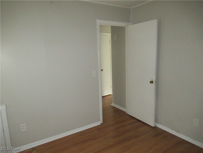 Building Photo - 15815 Eleanore Dr