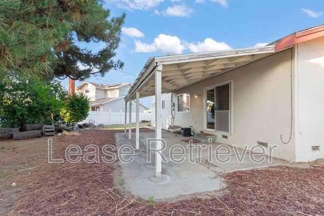 Building Photo - 1265 Slayton Dr