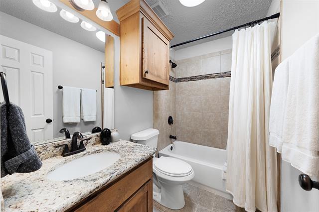 Building Photo - 7318 Delta Dr