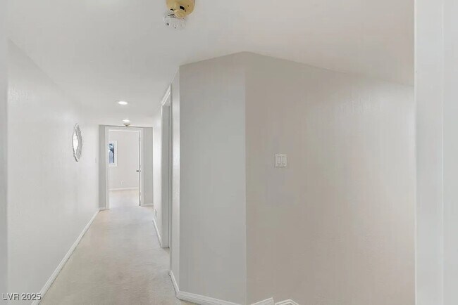 Building Photo - 7656 Boca Raton Dr