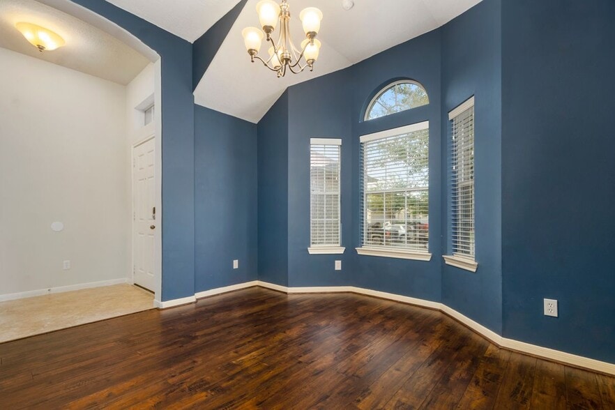 Building Photo - 15423 Brock Creek Way
