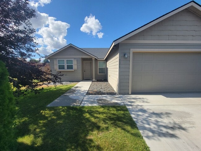 Building Photo - Rambler in kennewick