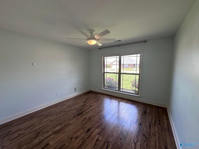 Building Photo - 240 Fields Pond Dr