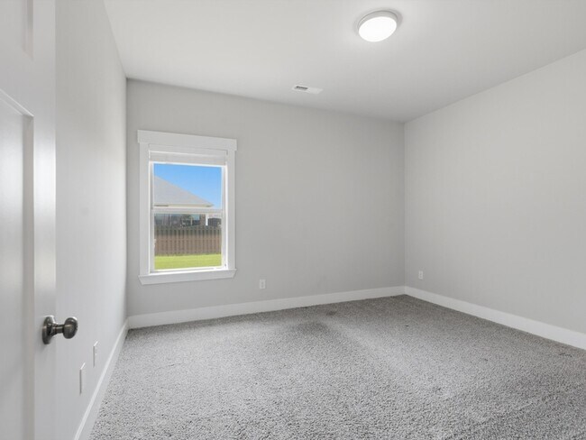 Building Photo - 112 Missouri Dr