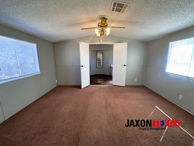 Building Photo - 850 Talbot Ave