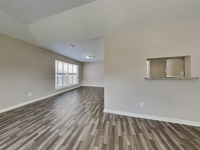 Building Photo - 16007 Brookford Dr