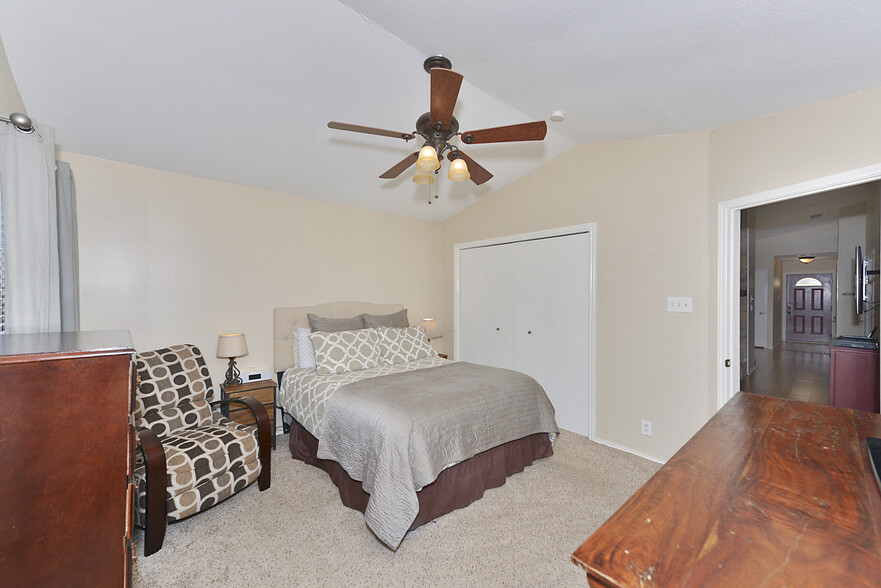 Master Bedroom - 13035 Brook Garden Ln