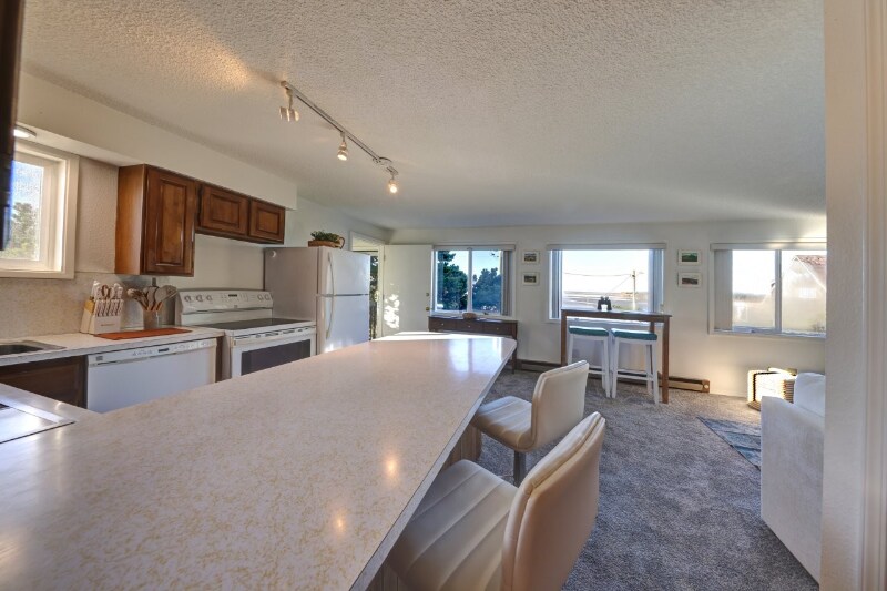 Building Photo - 2549 Mason St