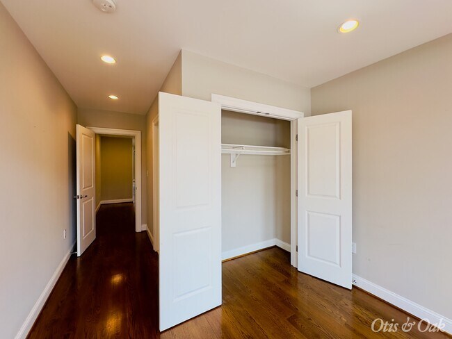 Building Photo - 3542-3513 13th St NW
