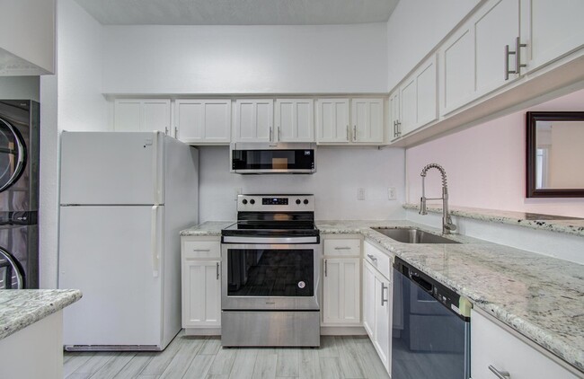 Building Photo - 716 Bering Dr