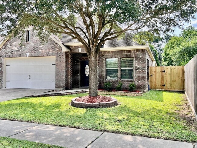 Primary Photo - 835 E Tide Bay Cir