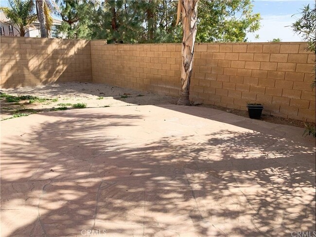 Building Photo - 16287 Los Coyotes St