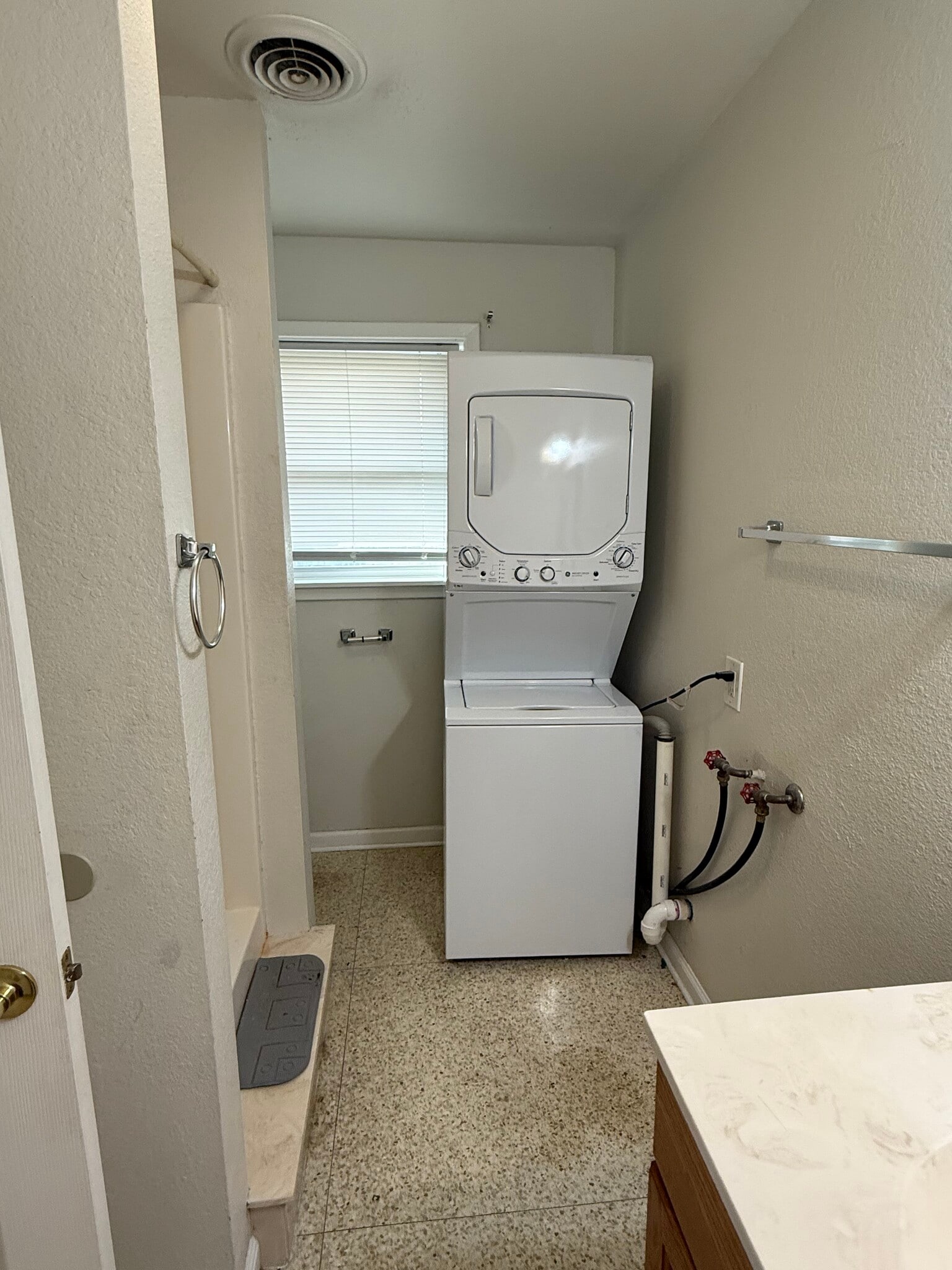 Bathroom - 2912 Delille St