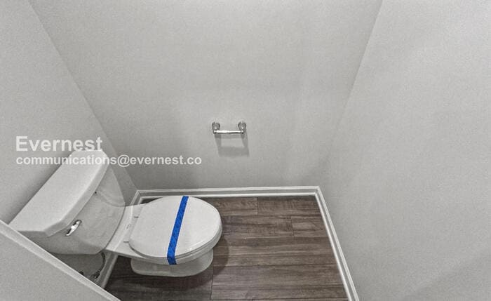 Building Photo - 679 Birdie Dr