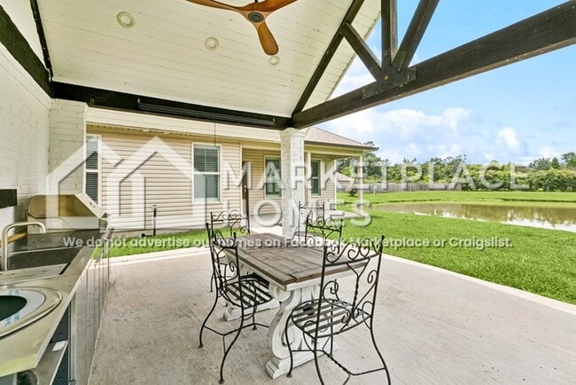 Building Photo - 5755 Oak Trace Dr