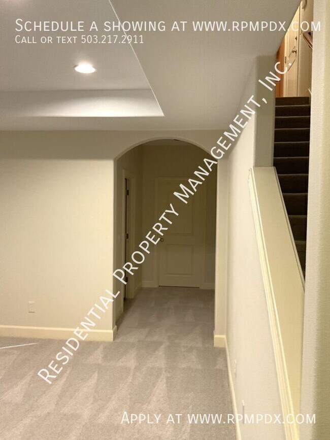 Building Photo - 18278 SW Santoro Dr