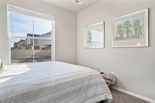 Building Photo - 11590 Maidstone St