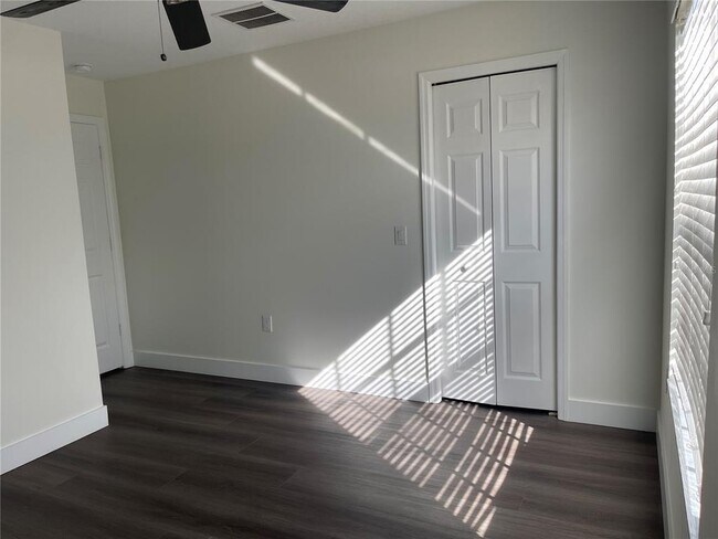 Building Photo - 8502 Gablebend Way