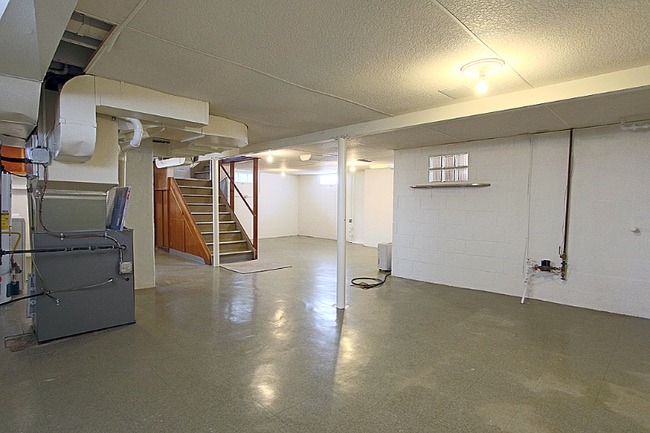 Building Photo - 1808 34th St