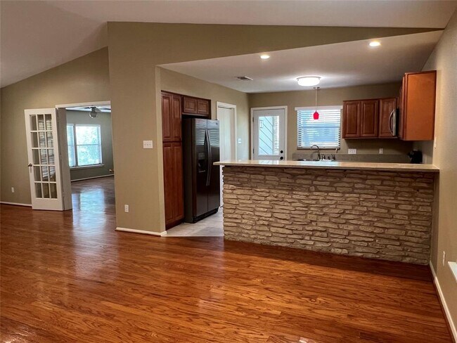 Building Photo - 9824 Timber Ridge Pass