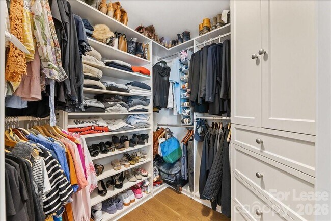 Building Photo - 401 N Church St