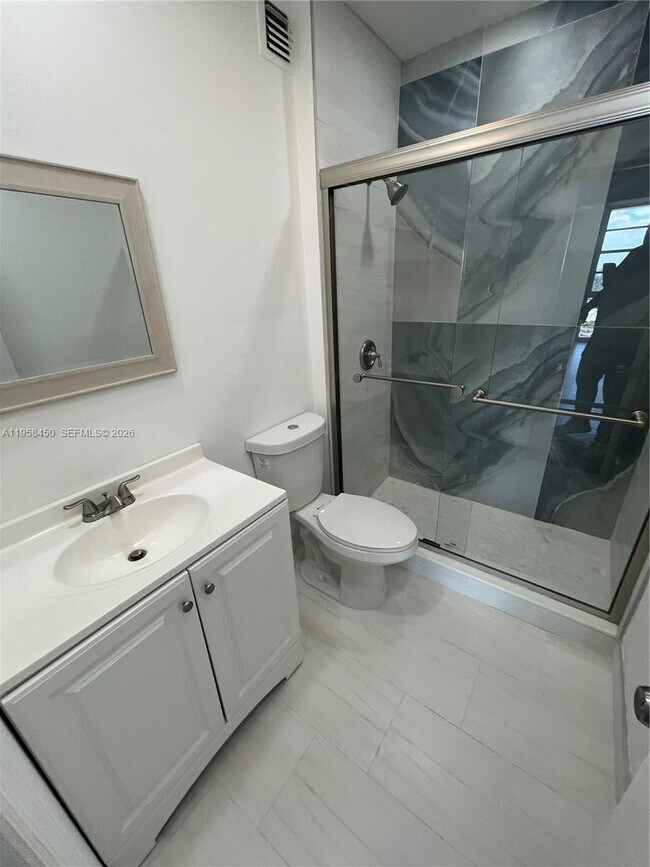 Building Photo - 2451 Brickell Ave