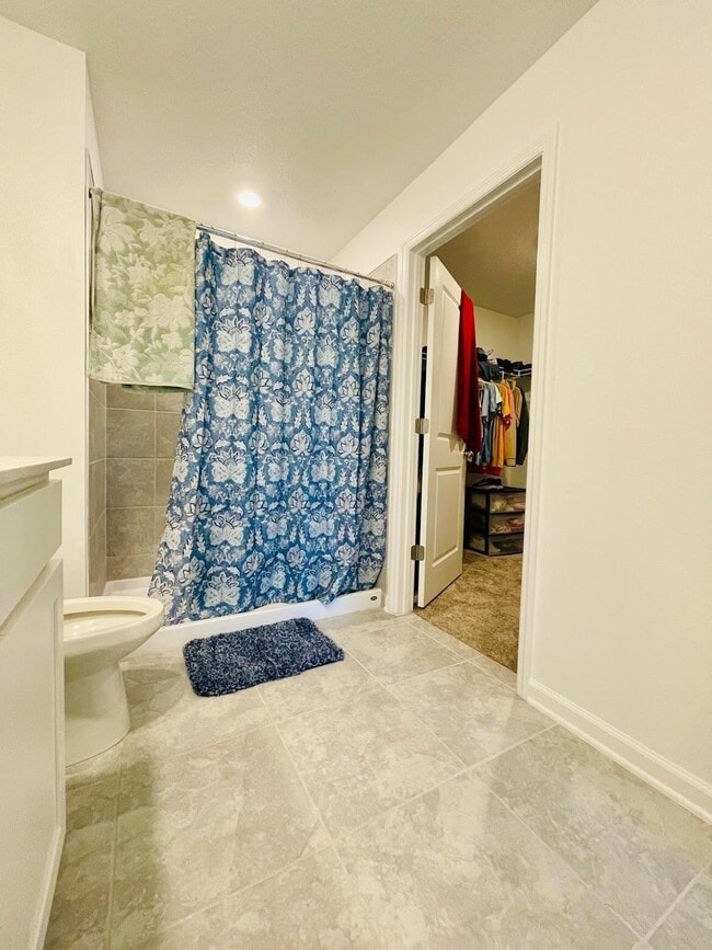 Building Photo - 639 Daring Dr