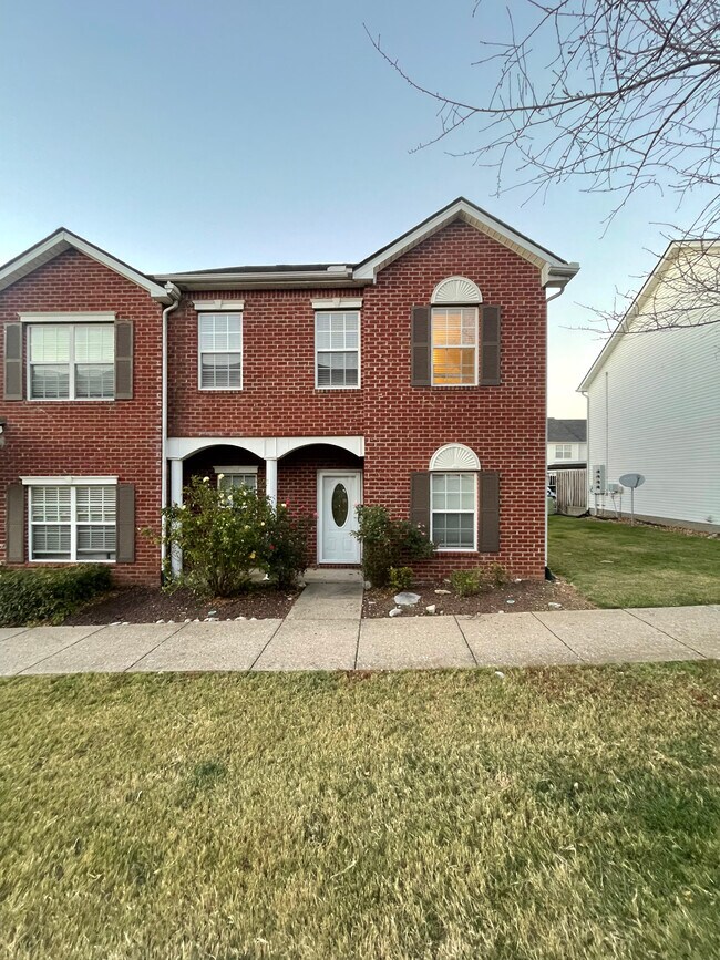 Building Photo - 3011 Michael Ln