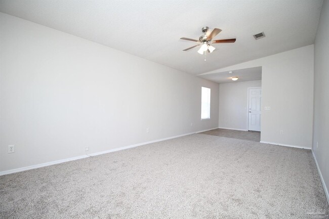 Building Photo - 509 Wood Crest Way