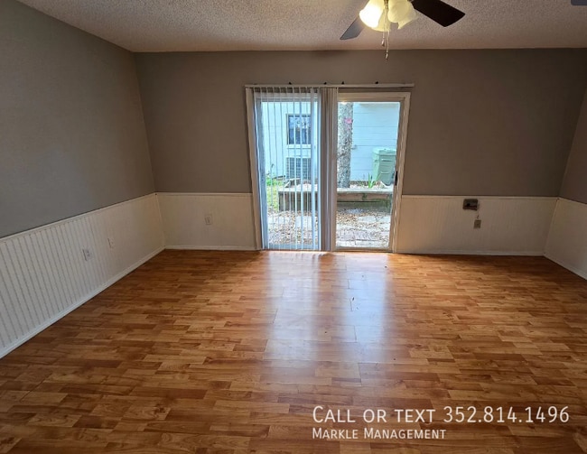 Building Photo - 2703 Lorraine Dr