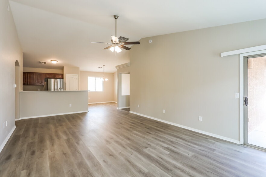 Building Photo - 14180 N Via Trincheras