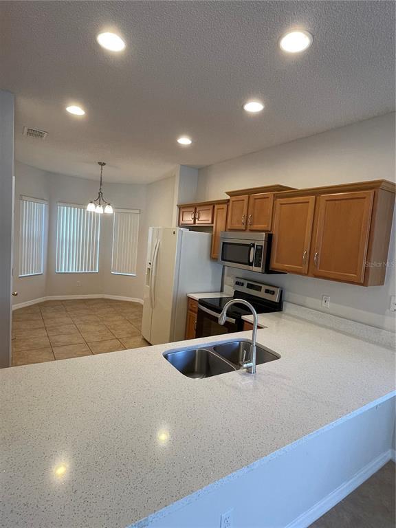Building Photo - 5118 Santa Ana Dr