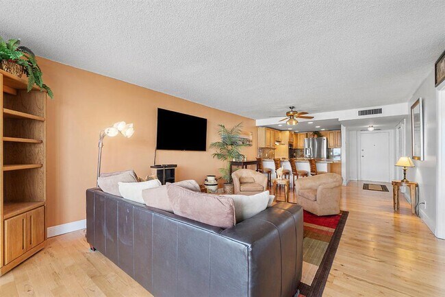 Building Photo - 800 SE 20th Ave