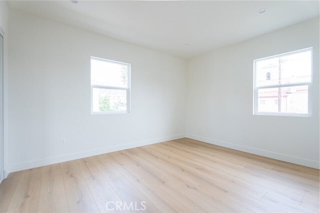 Building Photo - 1065 E Spazier Ave