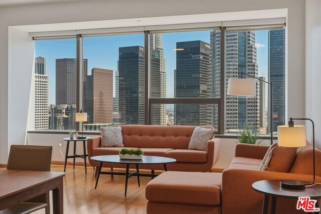 Building Photo - 1100 Wilshire Blvd