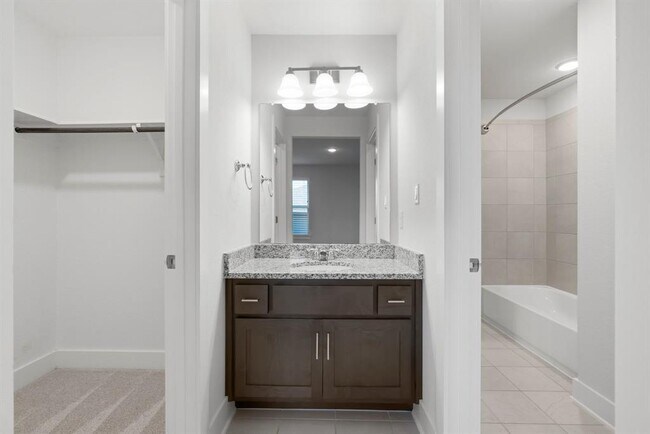 Building Photo - 265 Tierra Trail