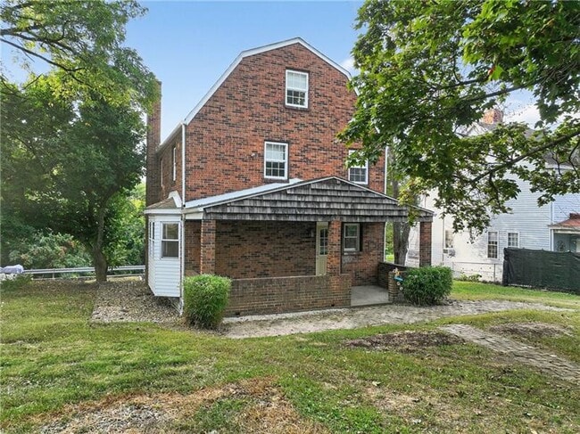 Building Photo - 311 Fairview Ave