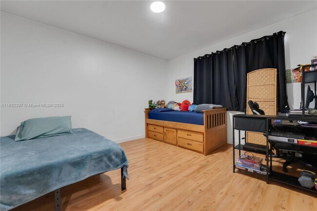 Building Photo - 10975 SW 246th St