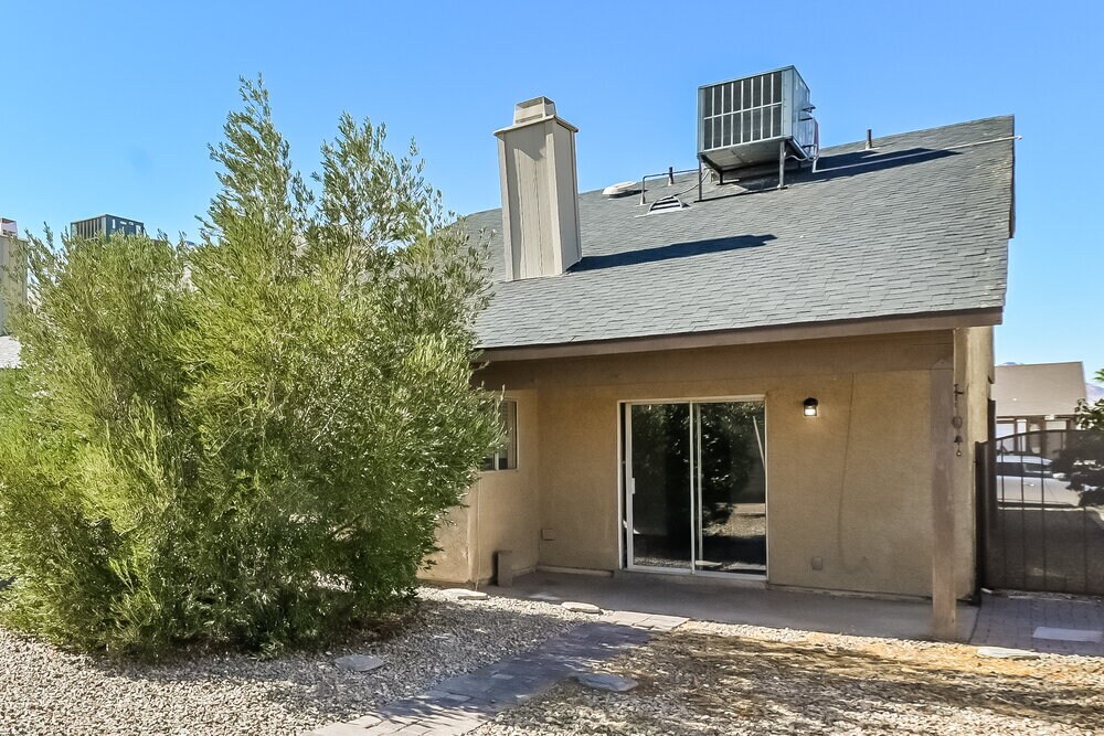 Building Photo - 510 Crony Ave
