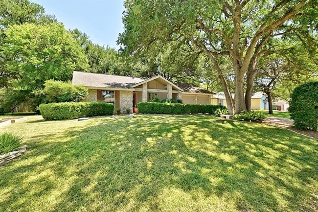 Building Photo - 9403 Longvale Dr