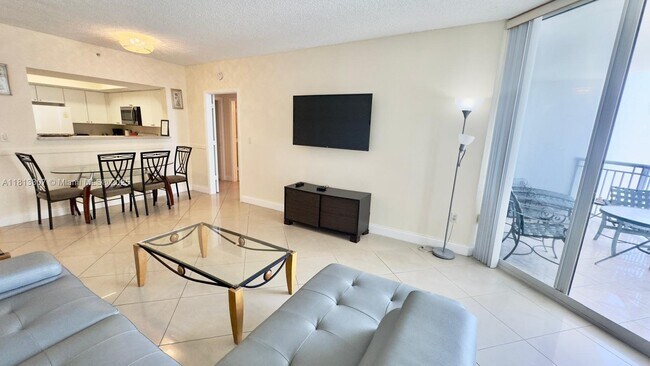 Building Photo - 17375 Collins Ave
