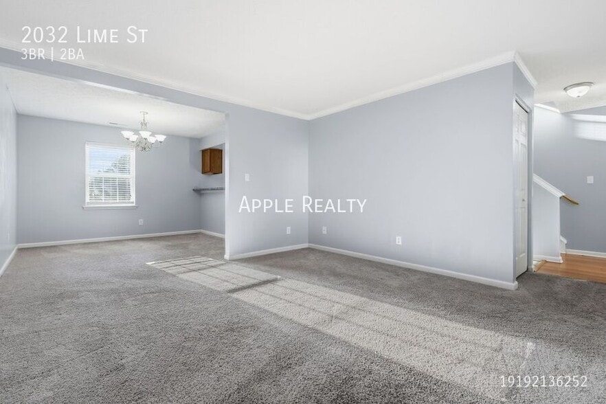 Building Photo - 2032 Lime St