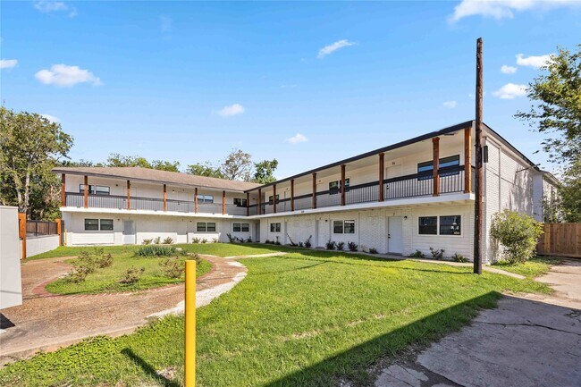Primary Photo - 6811 Del Rio St