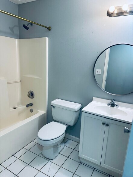 2nd BR - 1701 Riverchase Cir NE