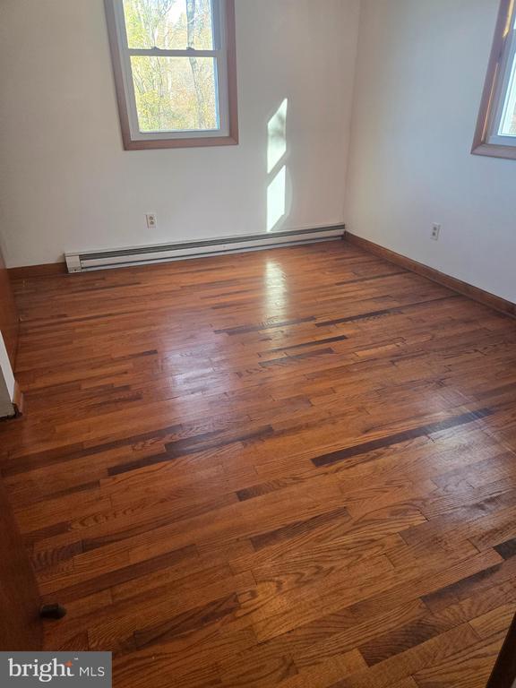 Building Photo - 1903 Glen Cove Rd