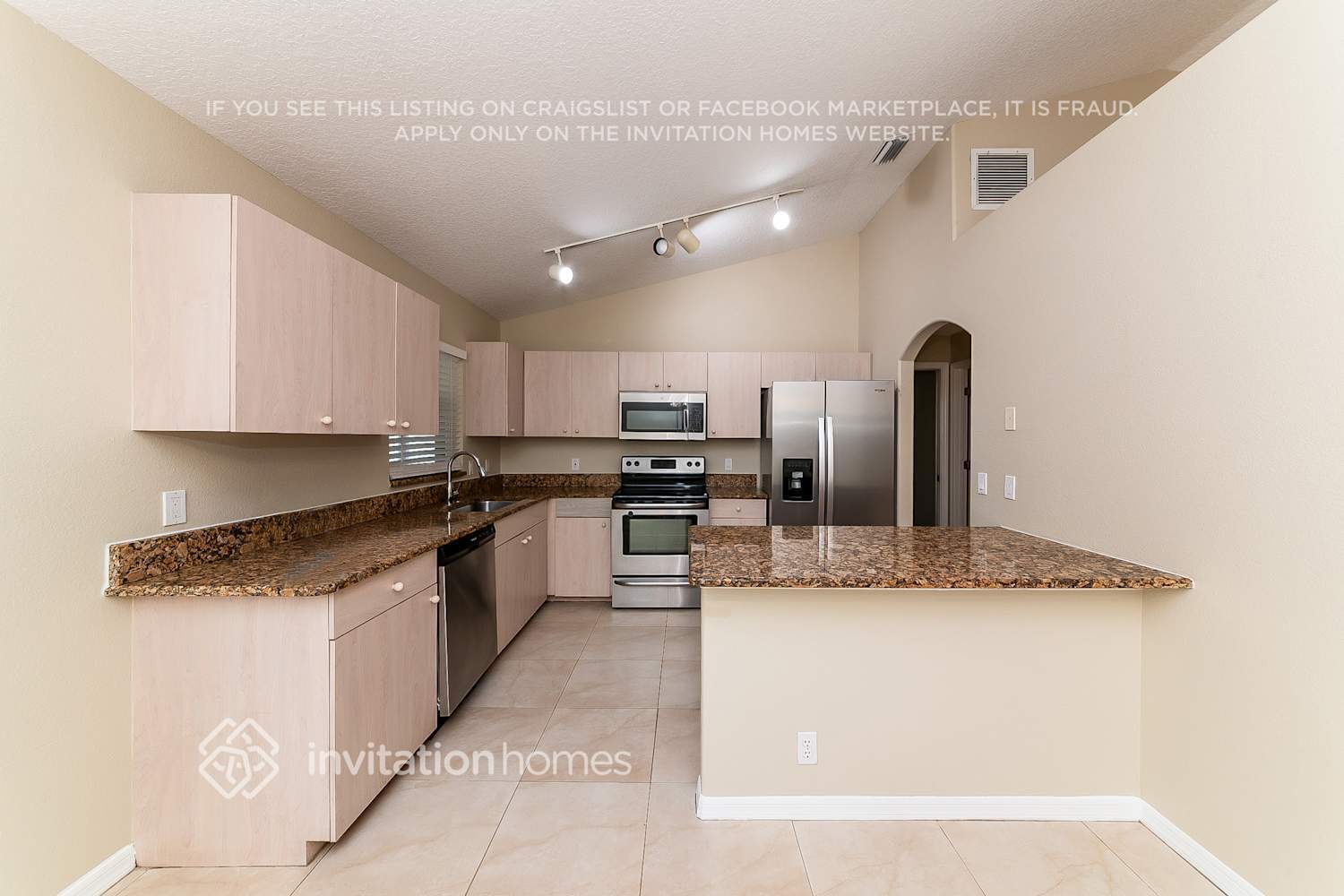 Building Photo - 7348 Linden Ln