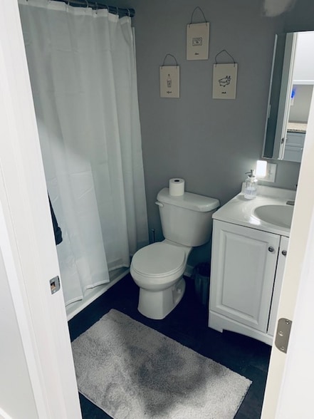 Building Photo - 3109 6th Ave