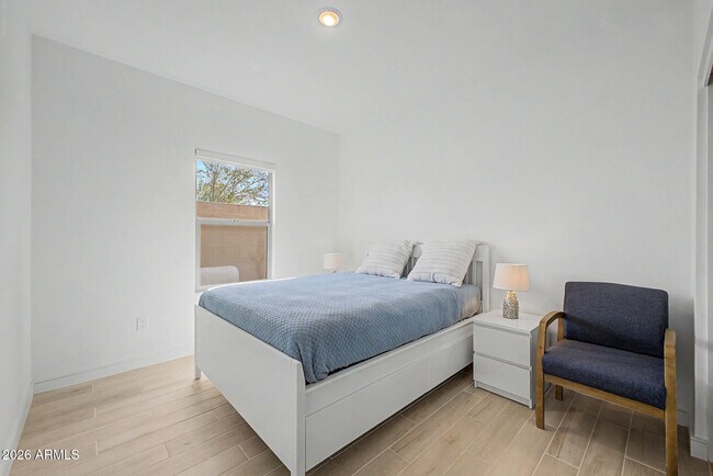 Building Photo - 42385 W Rojo Ct