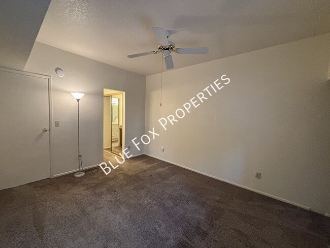 Building Photo - 7944 E Colette Cir