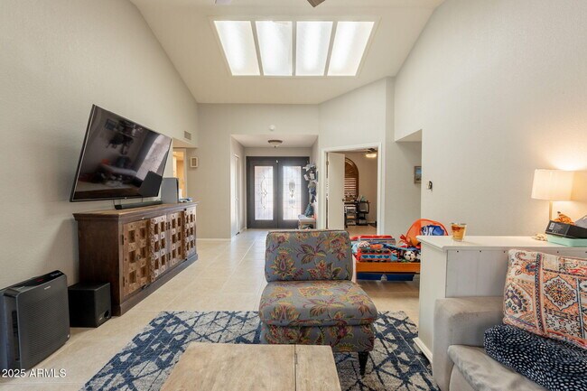 Building Photo - 3829 E Ahwatukee Dr